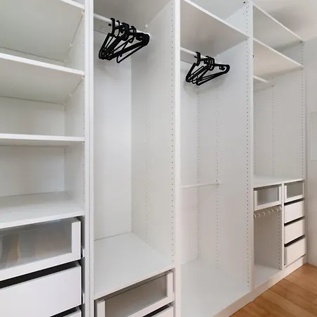דירה Spacious Near The River